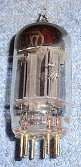 1 Tung-Sol 12AX7 Vacuum Tube – 1960’s Vintage ECC83 Audio Twin Triode
