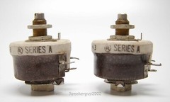 2 Ohmite Ceramic Potentiometers / Spec46916A-3 Series A / 125 Ohm — KTB3