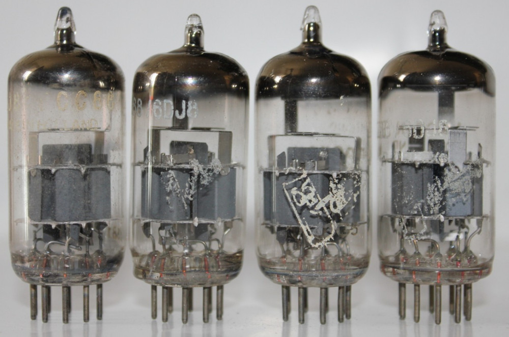 4 X Amperex Bugle Boy 6DJ8 / ECC88 tubes, made in Holland, Tested Excellent (43)