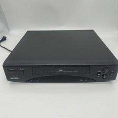 Sanyo VHR-5214 VHS VCR Digital Auto Tracking – No Remote Tested & Works
