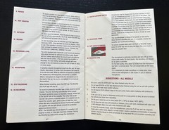 Audiotronics Classette 260 Series Cassette Tape Player Owner Instructions Manual