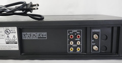 Mitsubishi HS-U448 VCR Precision Turbo Drive Univ. Remote AV Tape clean Tested