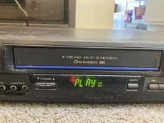 Panasonic PV-V4611 4-Head Hi-Fi Stereo VHS VCR Tested Working No Remote