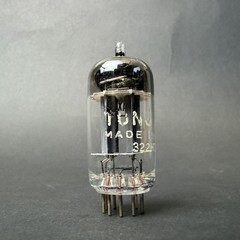 1950s 12AX7 ECC83 Tung-Sol Tube Gray Long Plate Square Getter TV7 Test NOS TS7-1