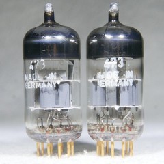 Matched Pair Siemens CCa (=E88CC/6922) A-Frame Getter Gold Pin Germany 1973