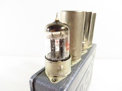 Vintage Beckman Berkeley 700A Decimal Counting Unit w/ Four 5963 Tubes & Sheilds