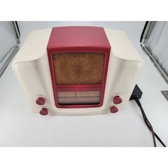 Stromberg Carlson 1204 NOVELTY Bluetooth Christmas Radio