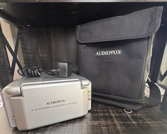 Audiovox VBP2000 Portable VHS Player 5″ Screen TESTED WORKS w/ Cords, Bag Case