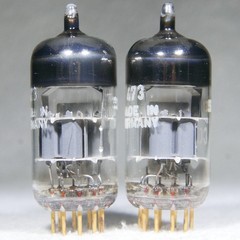 Matched Pair Siemens CCa (=E88CC/6922) A-Frame Getter Gold Pin Germany 1973