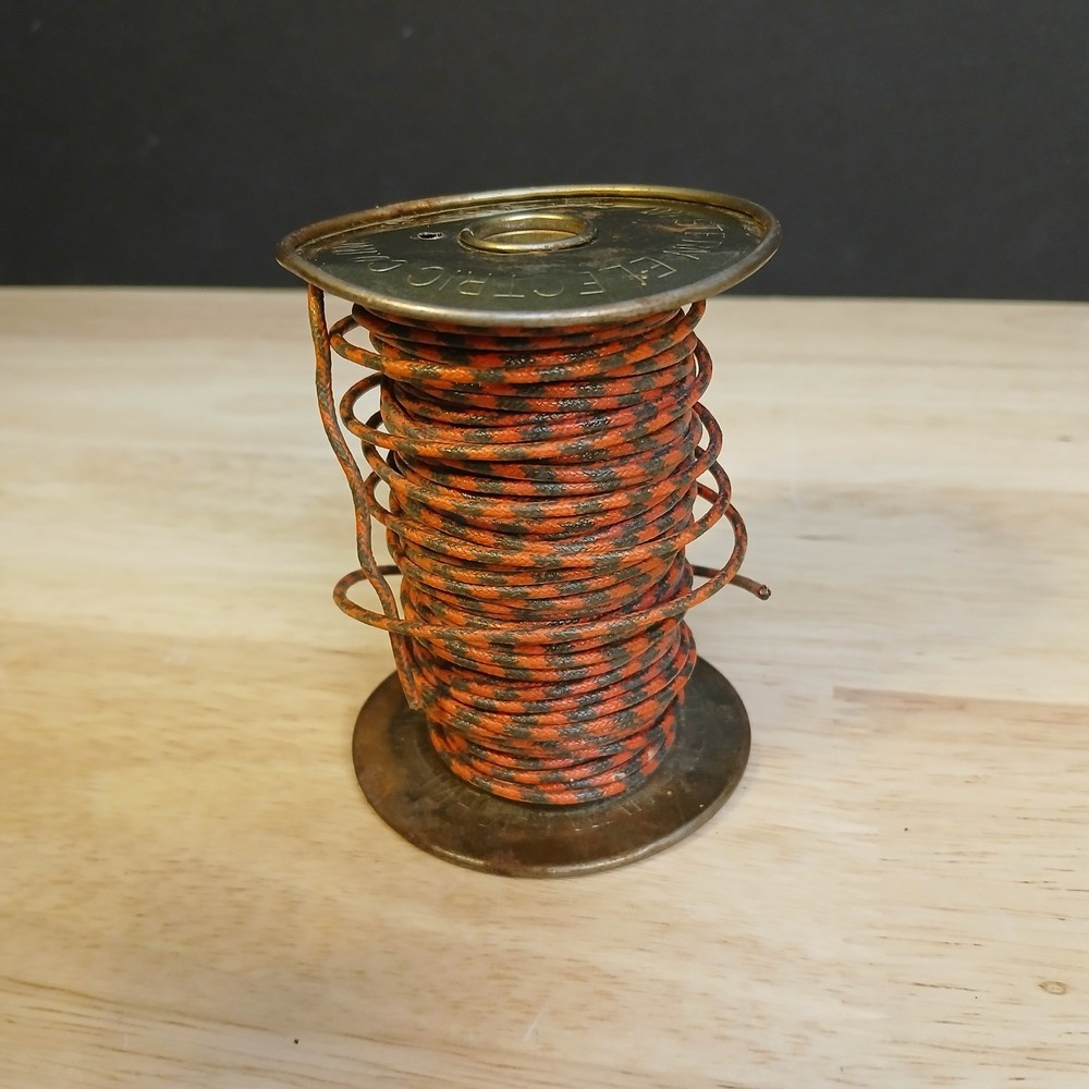 2.5″ Partial Roll Western Electric 20 Gauge Cloth Covered Wire RED/BLACK