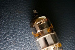VINTAGE AMPEREX 6922 GOLD PIN TUBE / E88CC ECC88 6DJ8