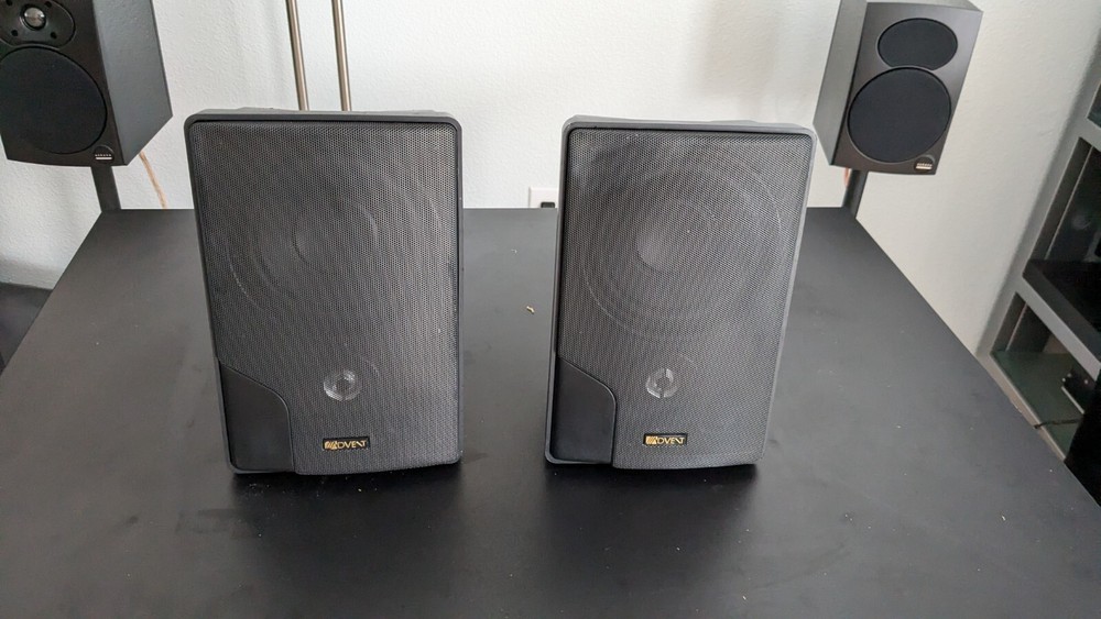 Advent Marbl Indoor/Outdoor Pair of Speakers!