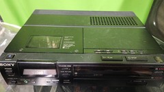 Sony EV-S1 Digital Audio Video Cassette Recorder TESTED Video 8 VCR 8mm /Remote