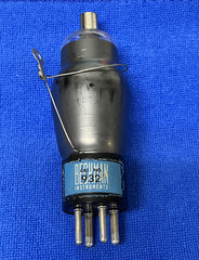 BECKMAN ~ 932 ~ VINTAGE ELECTROMETER TUBE