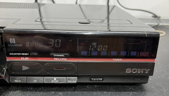 Sony EV-A80 Video8 8mm Tape Player FOR REPAIR – Powers On – Door Won’t Shut
