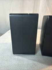 Vintage Realistic Minimus-7 Bookshelf Speakers Pair Cat. No. 40-2030C 40-2030B