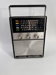 Vintage Realistic Astronaut-5 Band AM/FM Portable Solid State Radio