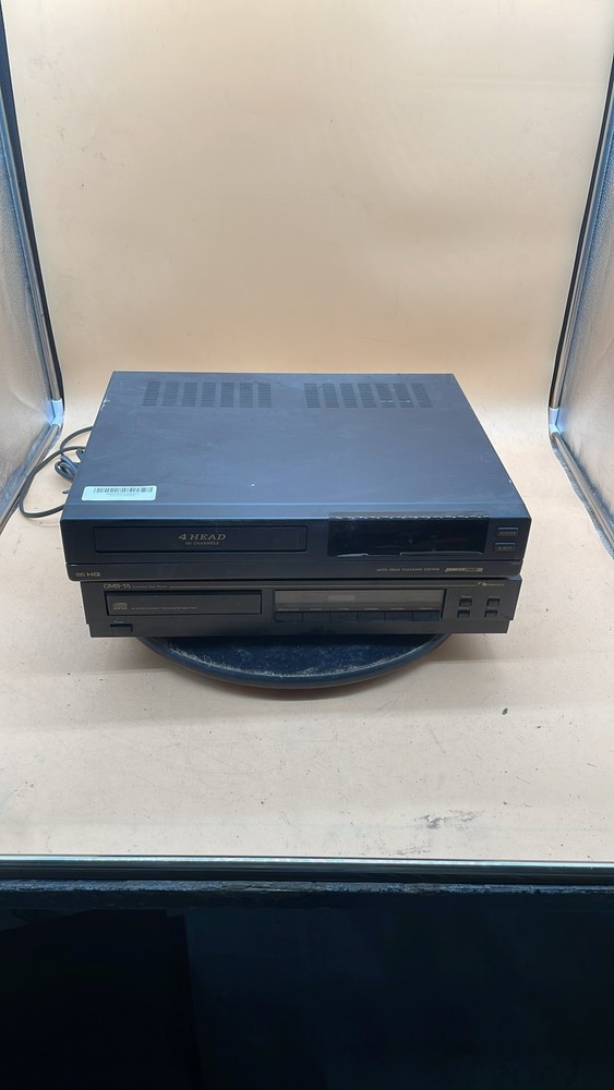 Nakamichi OMS-1A Compact Disc Player & Montgomery JSJ 20136 Audio Unit Bundle