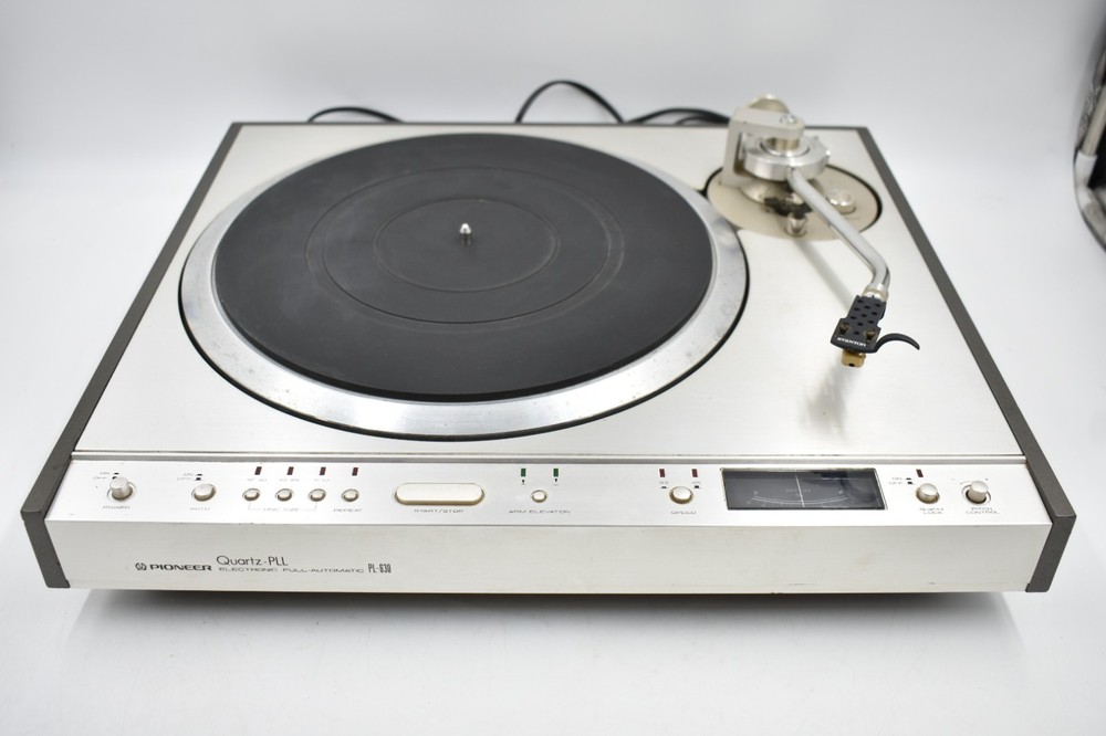PIONEER PL-630 Direct Drive Turntable Quartz-PLL Full-Automatic. FOR PARTS