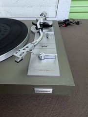 Vintage Toshiba (Model: SR-230) Belt-Drive Turntable Made In Japan 1970s TESTED