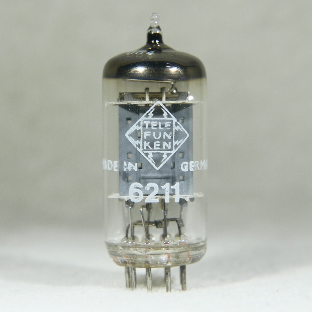 Telefunken 6211 Long Ribbed Plate Diamond on Bottom Germany Strong