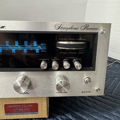 MARANTZ 2220B VINTAGE AM/FM STEREO RECEIVER – SERVICED – CLEANED – TESTED