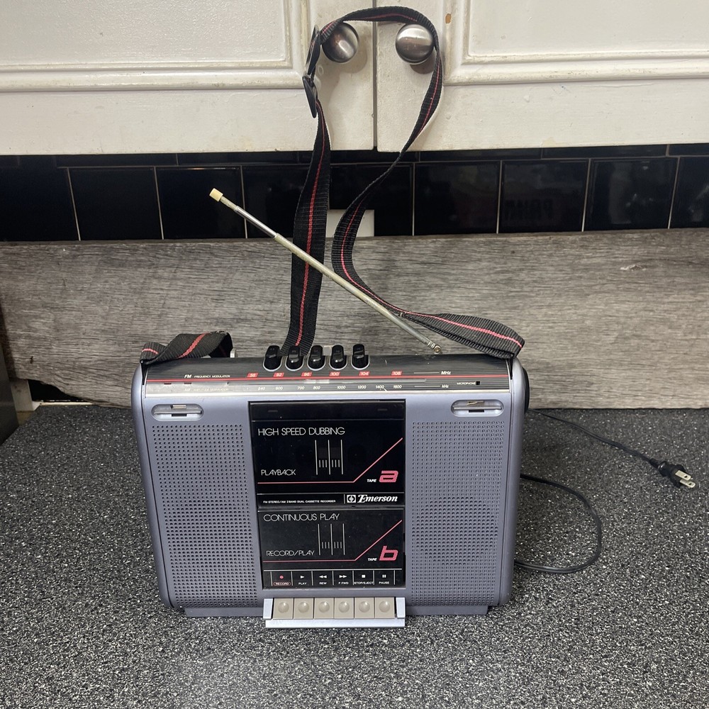 Emerson portable FM Stereo Cassette tape deck CTR947 Battery or plug In Works Ex