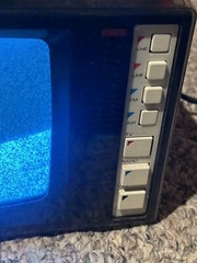 GE Spacemaker Vintage Television 5” 7-7160A Am/fm Radio Mountable CRT TV VIDEO