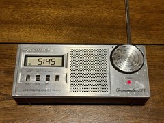Vintage RadioShack Realistic Chronomatic 228 LCD Digital Clock Radio READ NOTES