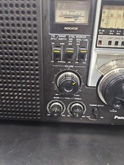 Panasonic Model No. RF-2200 FM/AM/Shortwave 8-Band Portable Radio Tested READ