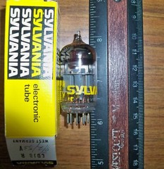 Strong SYLVANIA 6DJ8 / ECC88 Tube