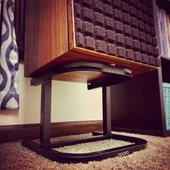 APARA™ Vintage Speaker Stands   Black Powder-Coated Steel  (One Pair)