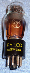 1 NOS Philco 2A4G Vacuum Tube for Philco Radios with Wireless “Mystery Control”