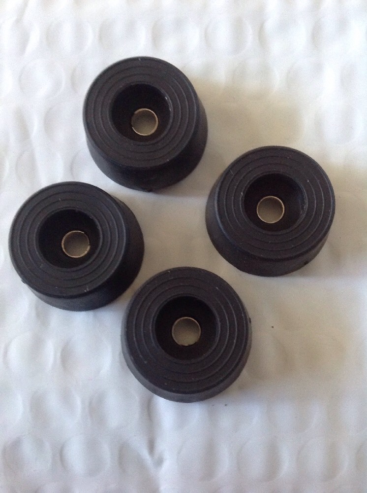 NEW Budwig Round Rubber Bumpers Set of 4 SF10 Short Foot USA