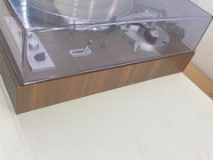 Yamaha YP-B4 Automatic Belt Drive Turntable Record Player FOR PARTS/REPAIR