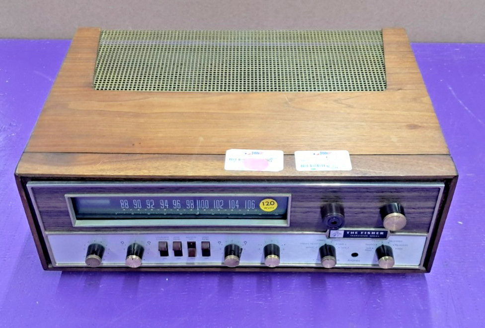 Vintage The Fisher 700-T FM-MPX Stereo Receiver – powers on (AS/IS)