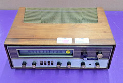 Vintage The Fisher 700-T FM-MPX Stereo Receiver – powers on (AS/IS)