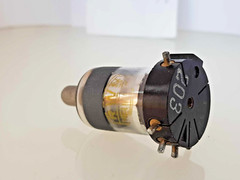 1 x RV12P2000 RFT RWN NEUHAUS HF/VHF Radio Tube PV1 TESTED