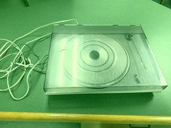 Bang Olufsen Beogram 1800 Belt Drive Turntable with Cartridge, tone arm broken