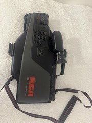 Vintage RCA CC507 Full-Size VHS Camcorder w/ Accessories – 1990s Retro Video