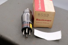 Beckman 2532 Detector Tube Instrument Vacuum Tube