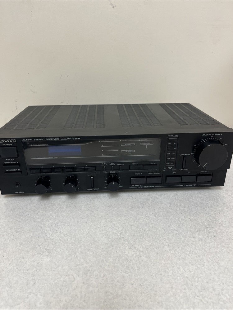 VINTAGE KENWOOD KR-930B STEREO RECEIVER . Fully Lights Up.