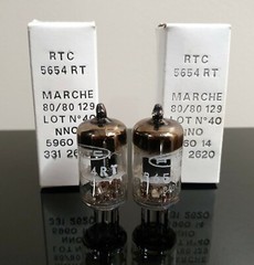 Matched Pair (2) NOS/NIB Mullard 5654/6AK5/EF95/M8100 BLACK HOLE plate tubes