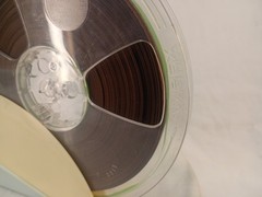 Vintage Schneider Plastic 7″ Reel to Reel Tape Storage Case With UNKNOWN REEL !!