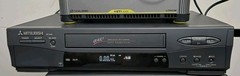 Mitsubishi HS-U446 VCR Stereo HiFi VHS Player Recorder Precision Engineered Vtg
