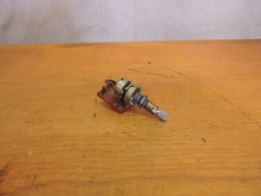 NAD 6040 Cassette Deck Part – Left Right record level potentiometer