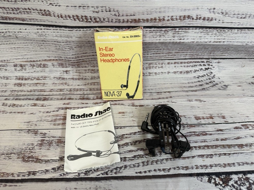Vintage Radio Shack Nova-37 In Ear Foldable Headphones with Box and Instructions