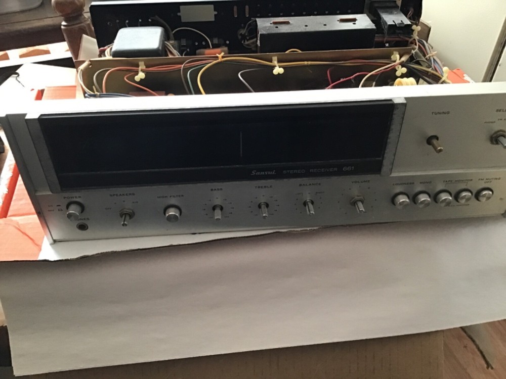 Sansui receiver…661 & 551..Parting out..REQUEST PART and I will extract it..