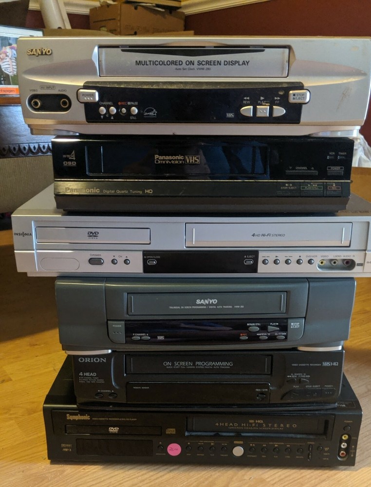 Lot of VCRs and VCR/DVD Combos- None working, models listed -MAKE OFFER!!!!