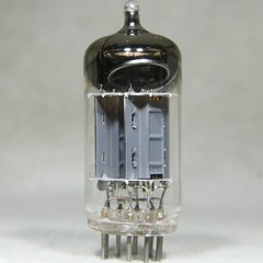 Valvo ECC82/12AU7 Long Plate Angled O-Getter 1957 Germany D7H Measures Low